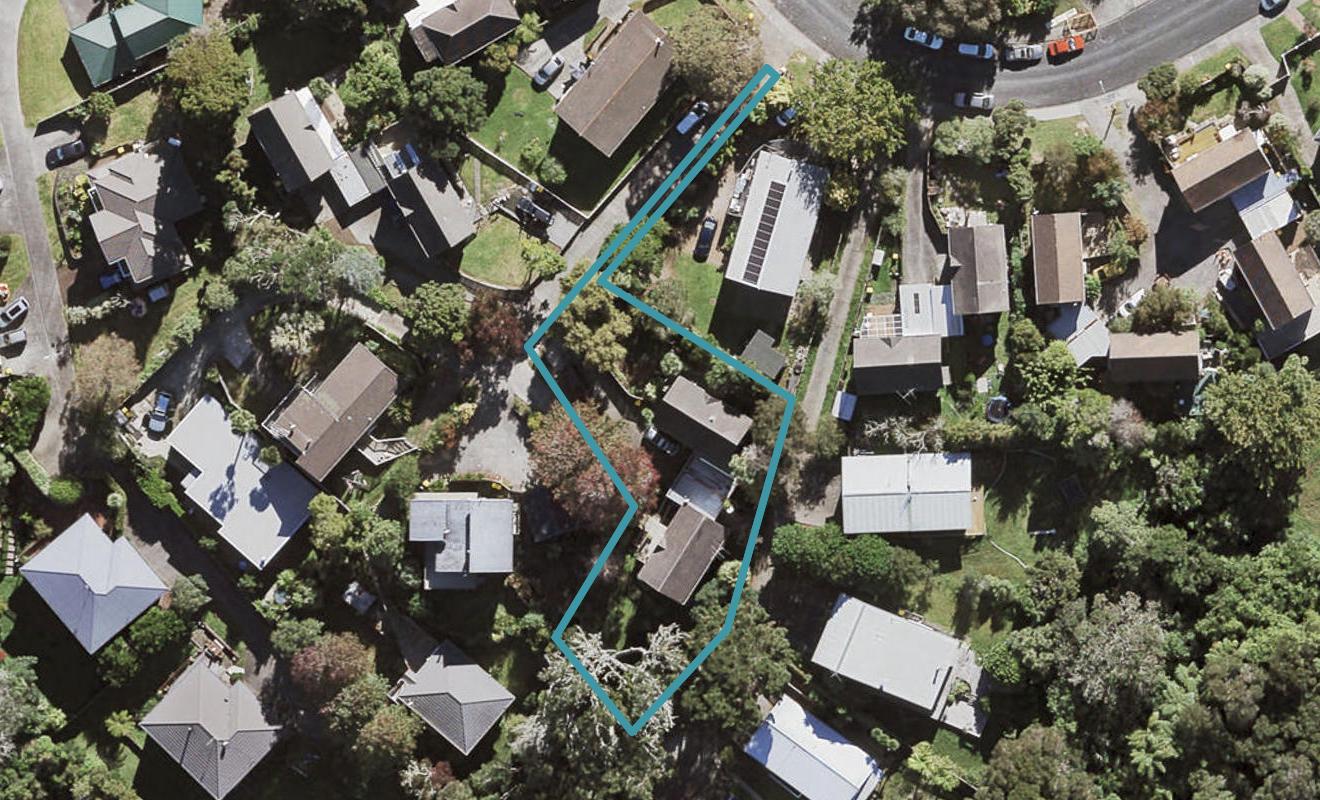 1/36 Tree View Avenue, Glenfield, Auckland - Carousel 1