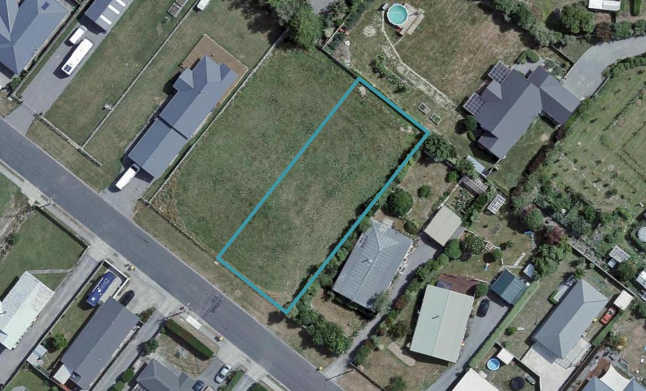 32 Charles Street, Carterton - Carousel 1