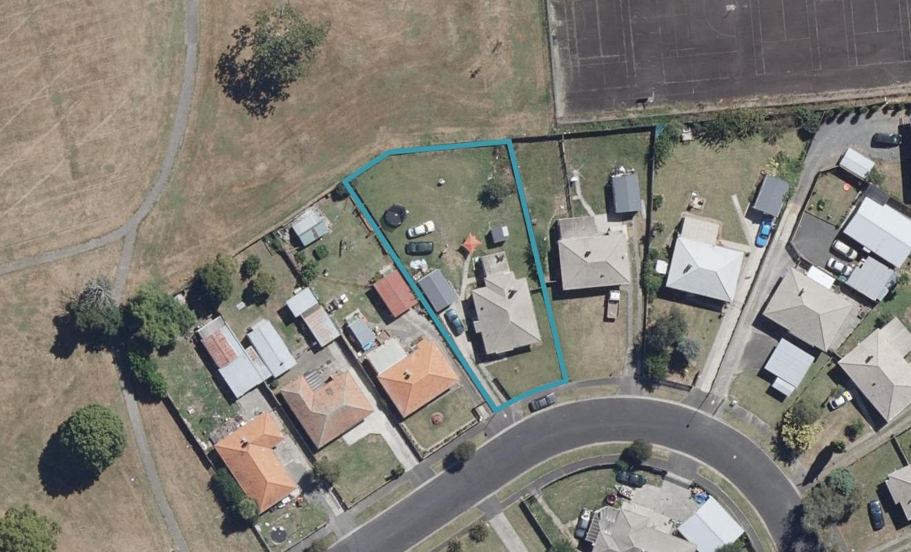 39 Paul Crescent, Fairfield, Hamilton - Carousel 1