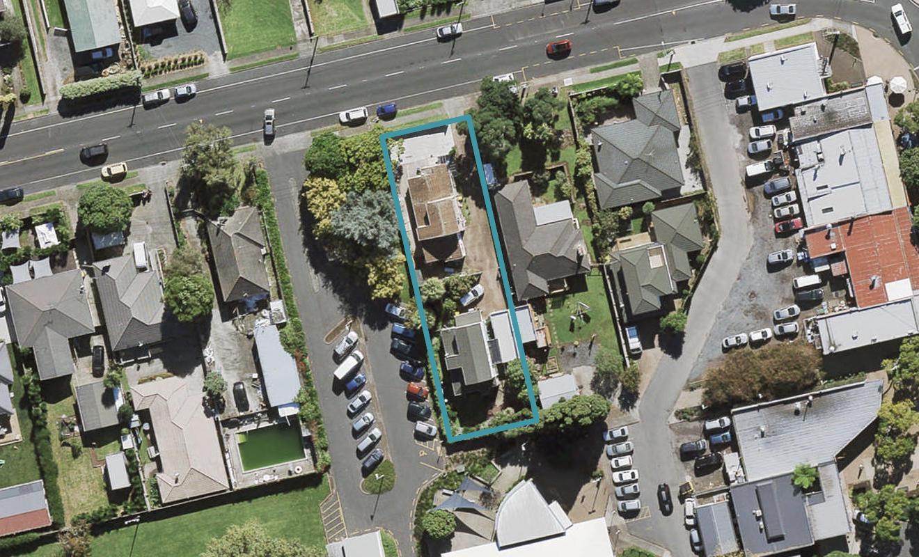 5 Church Road, Mangere Bridge, Auckland - Carousel 1