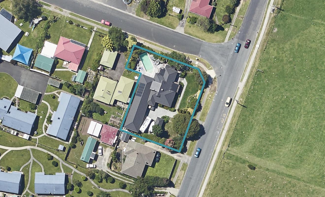 62 Park Road, Katikati, Katikati - Carousel 1
