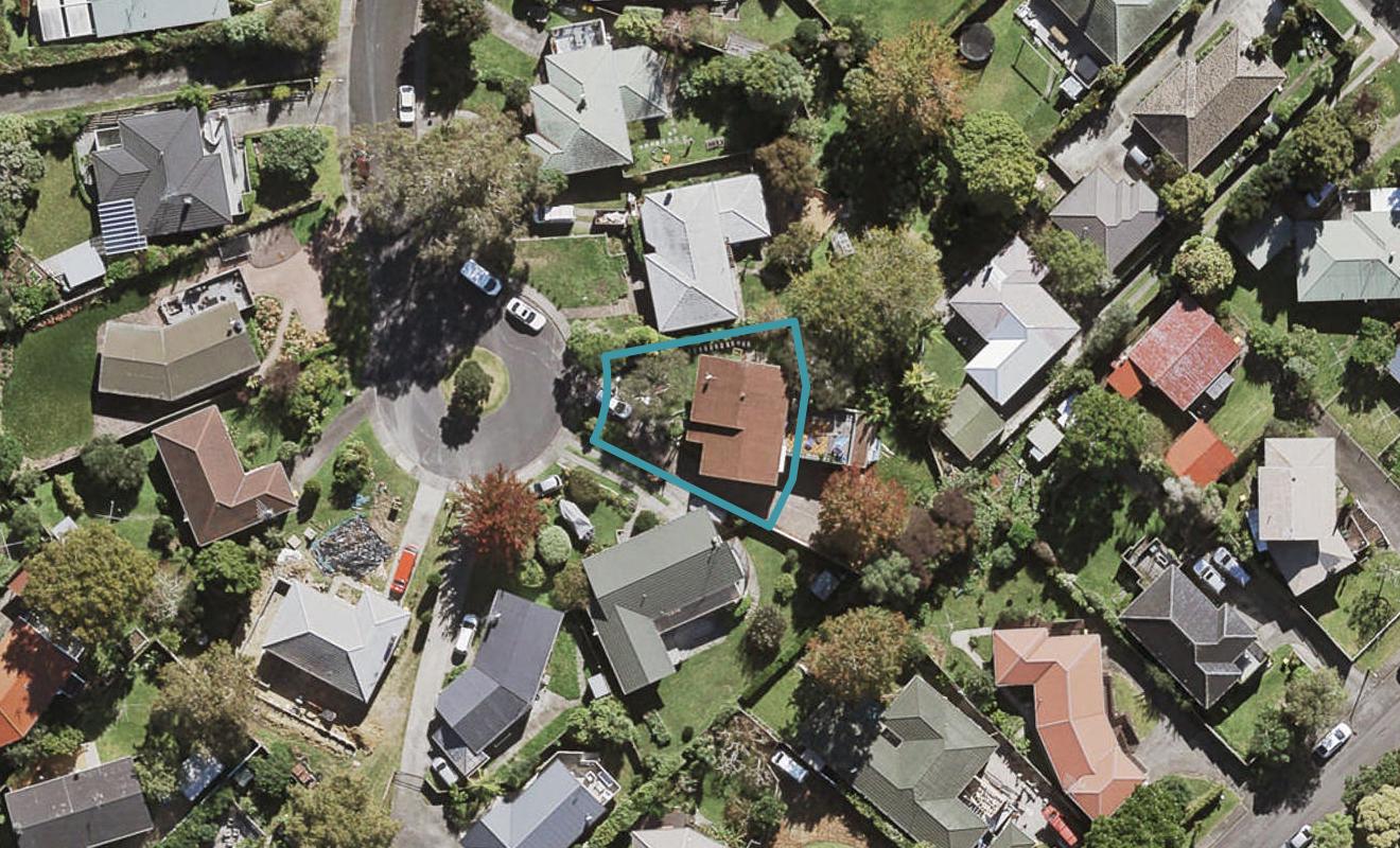 12 Linley Place, Hillcrest, Auckland - Carousel 1