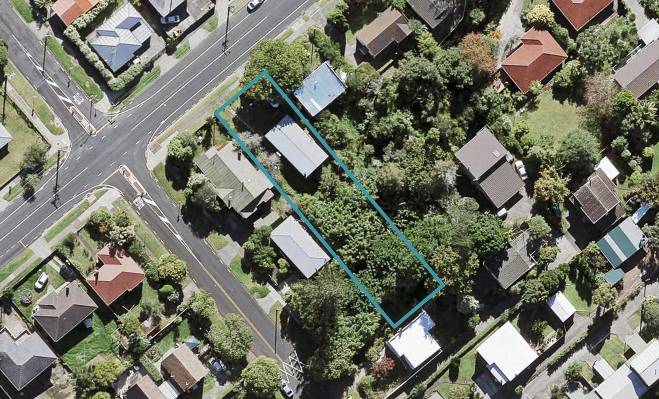 48 Hutchinson Avenue, New Lynn, Auckland - Carousel 1