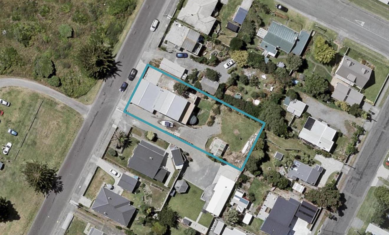 30 Marine Parade, Otaki Beach, Otaki - Carousel 1