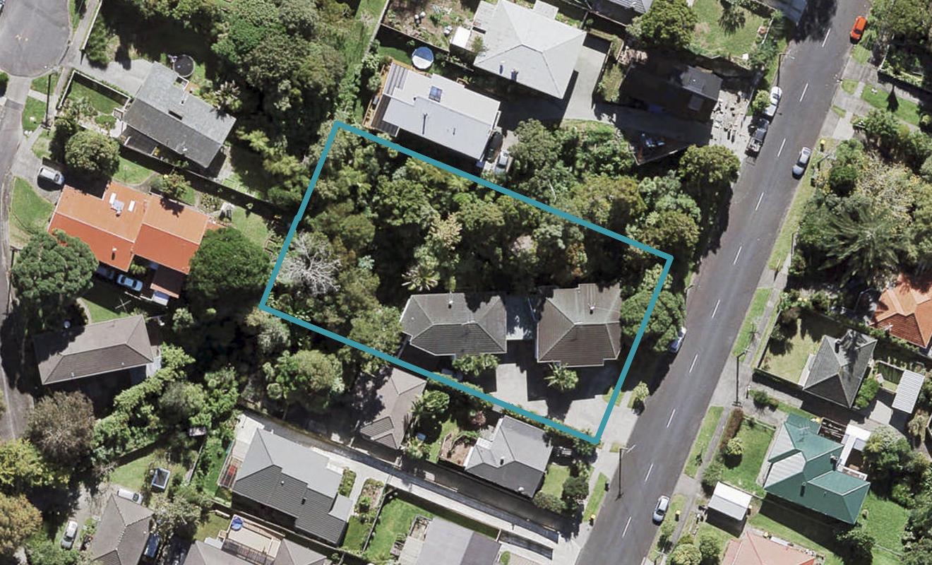 2/16 Wattle Street, New Lynn, Auckland - Carousel 1