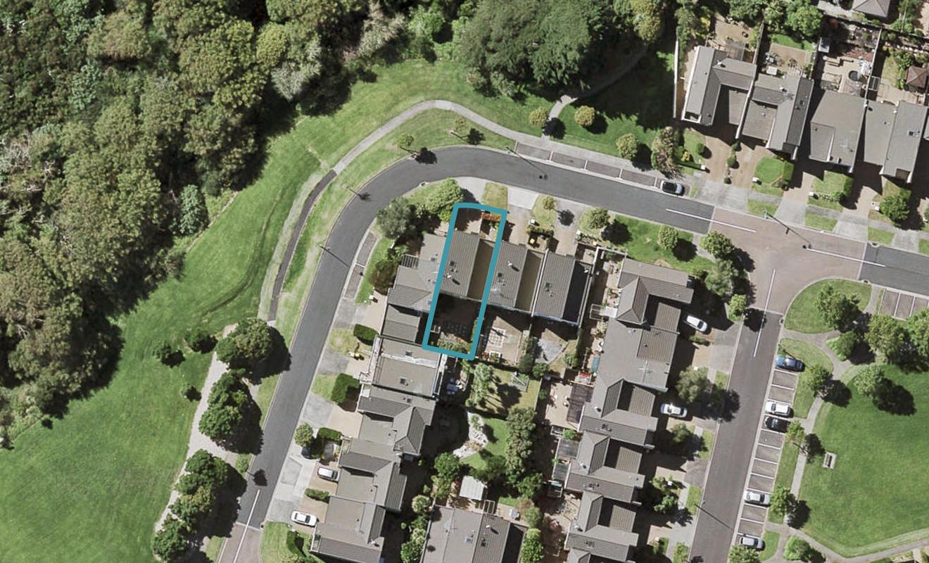 34 Tiger Drive, Golflands, Auckland - Carousel 1