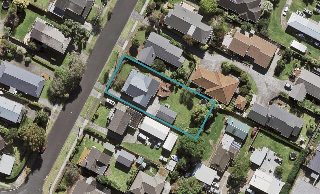 25 Seaforth Avenue, Mangere Bridge, Auckland - Carousel 1