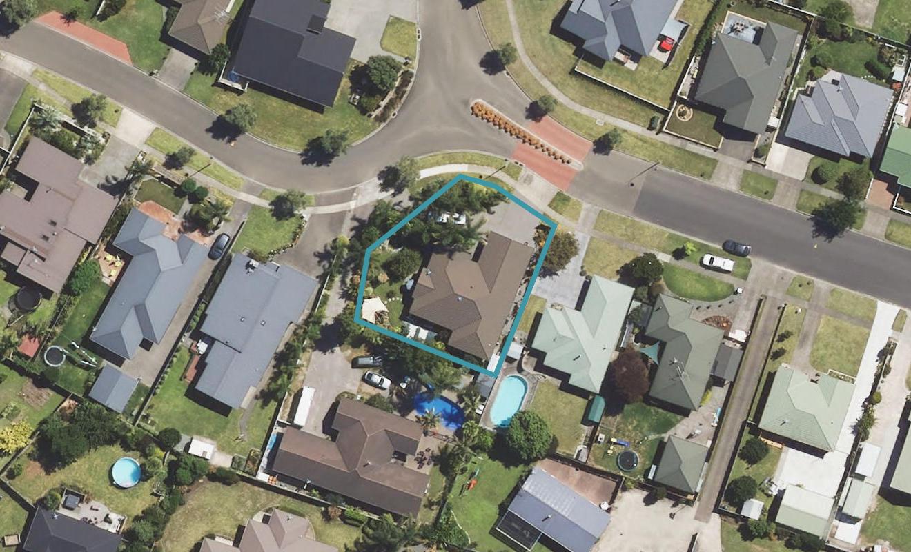 1 Pohutukawa Grove, Lytton West, Gisborne - Carousel 1