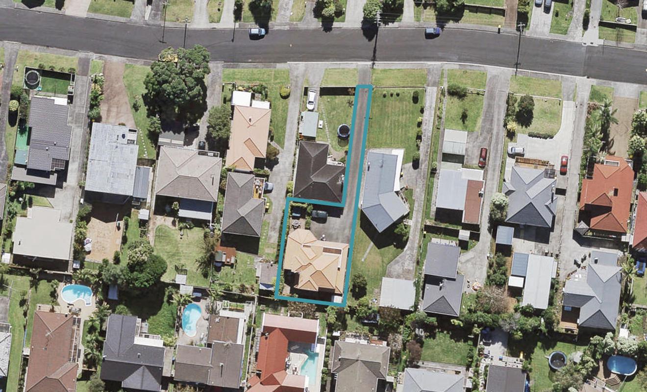 15A Kokiri Street, Te Atatu South, Auckland - Carousel 1