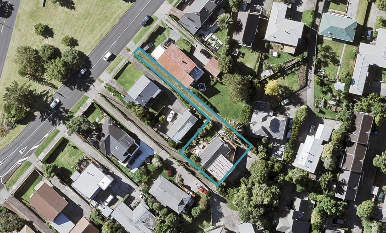 32A Minerva Terrace, Cockle Bay, Auckland - Carousel 1