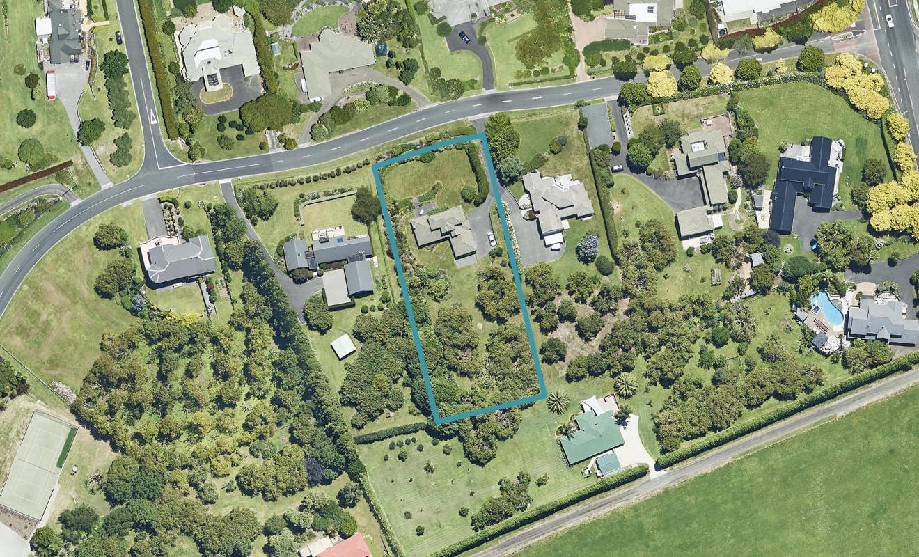 15 Boscabel Drive, Ohauiti, Tauranga - Carousel 1