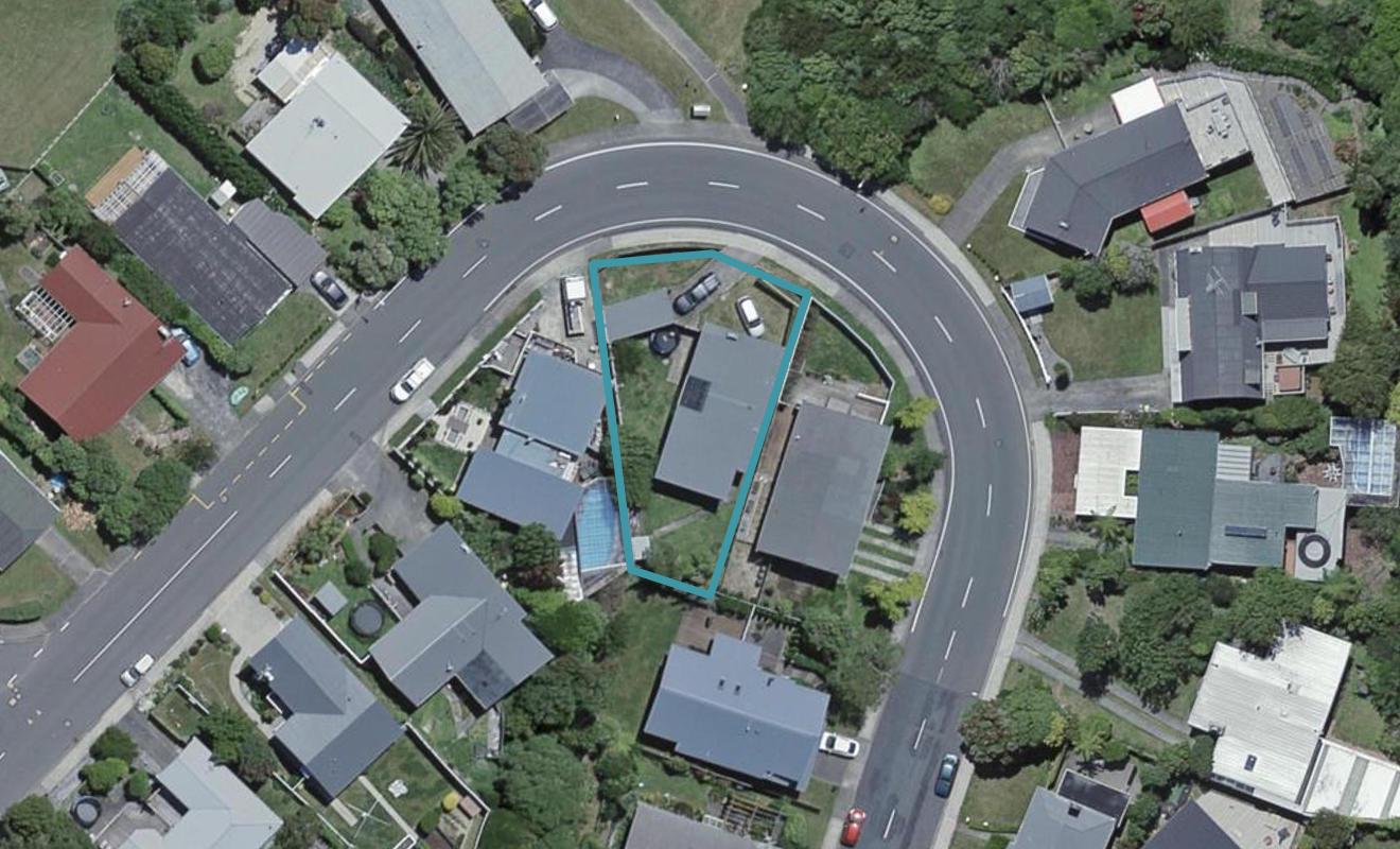 31 Churton Drive, Churton Park, Wellington - Carousel 1