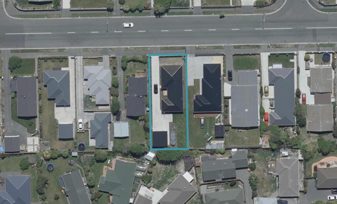 25 Queenspark Drive, Parklands, Christchurch - Carousel 1