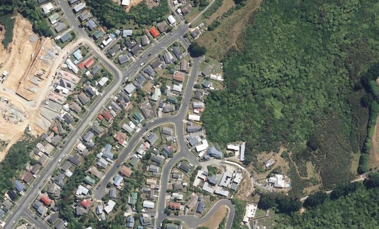 13 Drummond Crescent, Kelson, Lower Hutt - Carousel 1