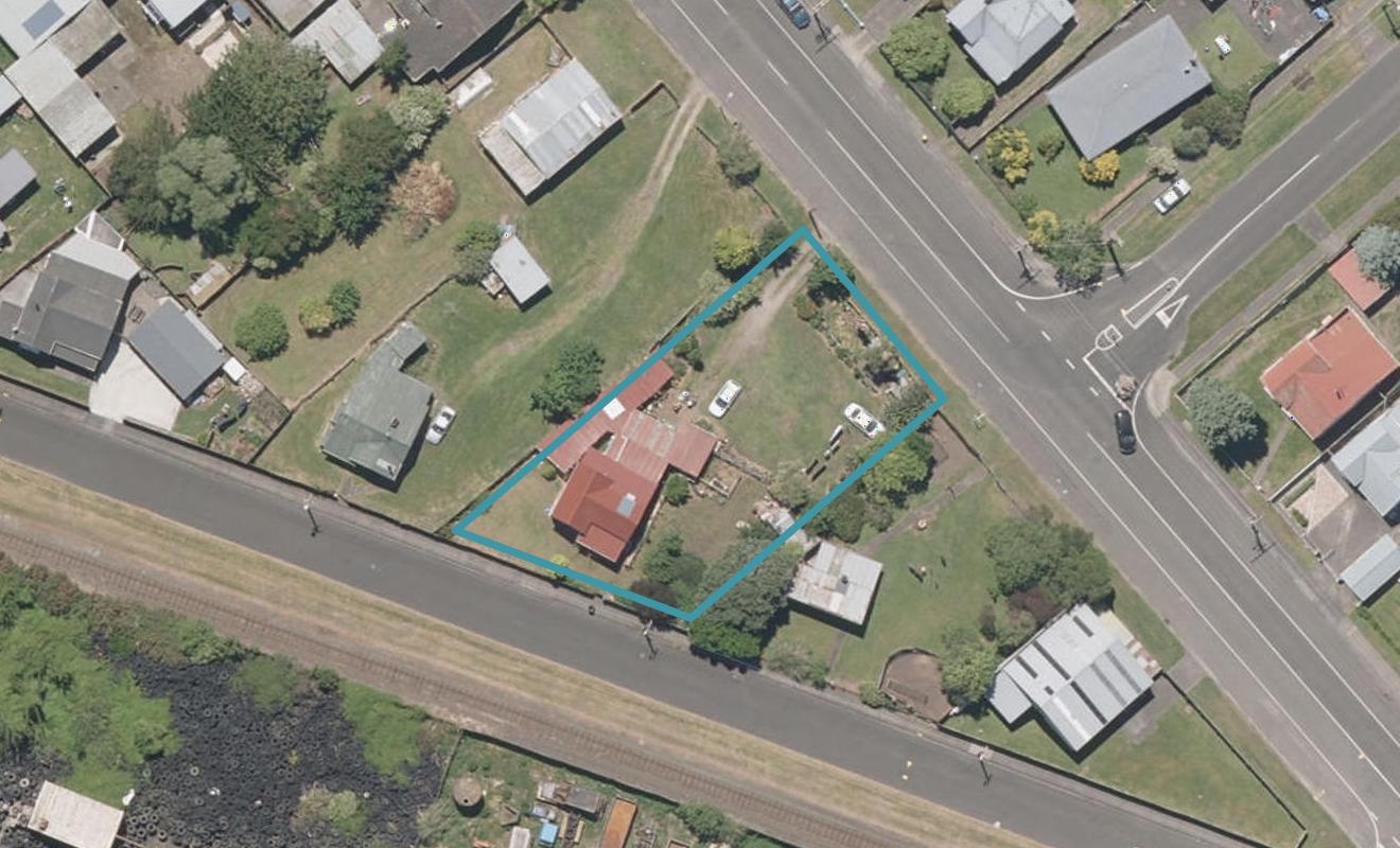 10 Eastown Road, Whanganui East, Whanganui - Carousel 1