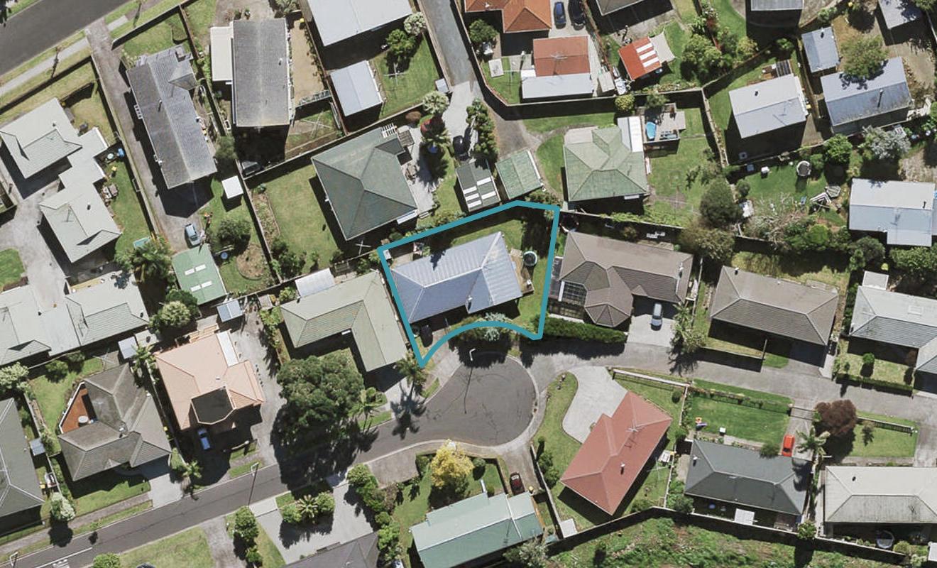 10 Hocken Place, Mangere Bridge, Auckland - Carousel 1