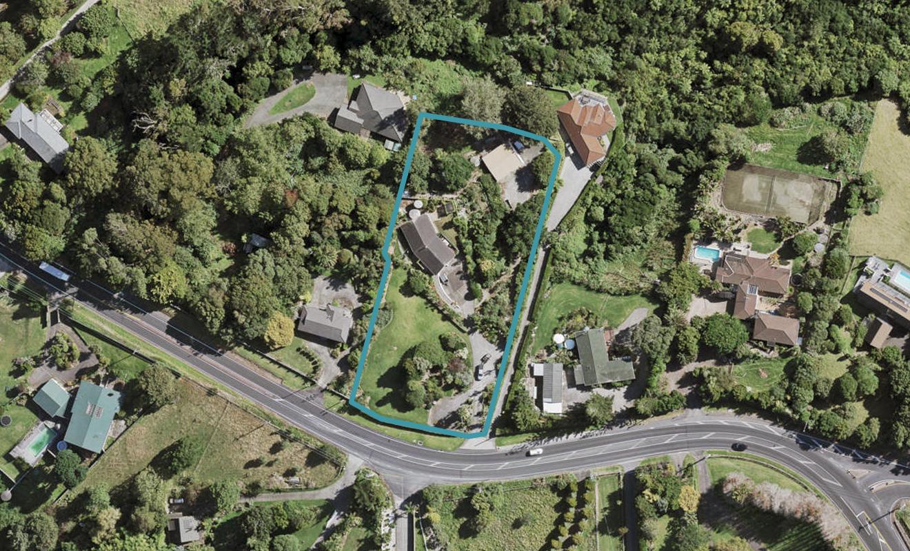310 Redoubt Road, Totara Park, Auckland - Carousel 1