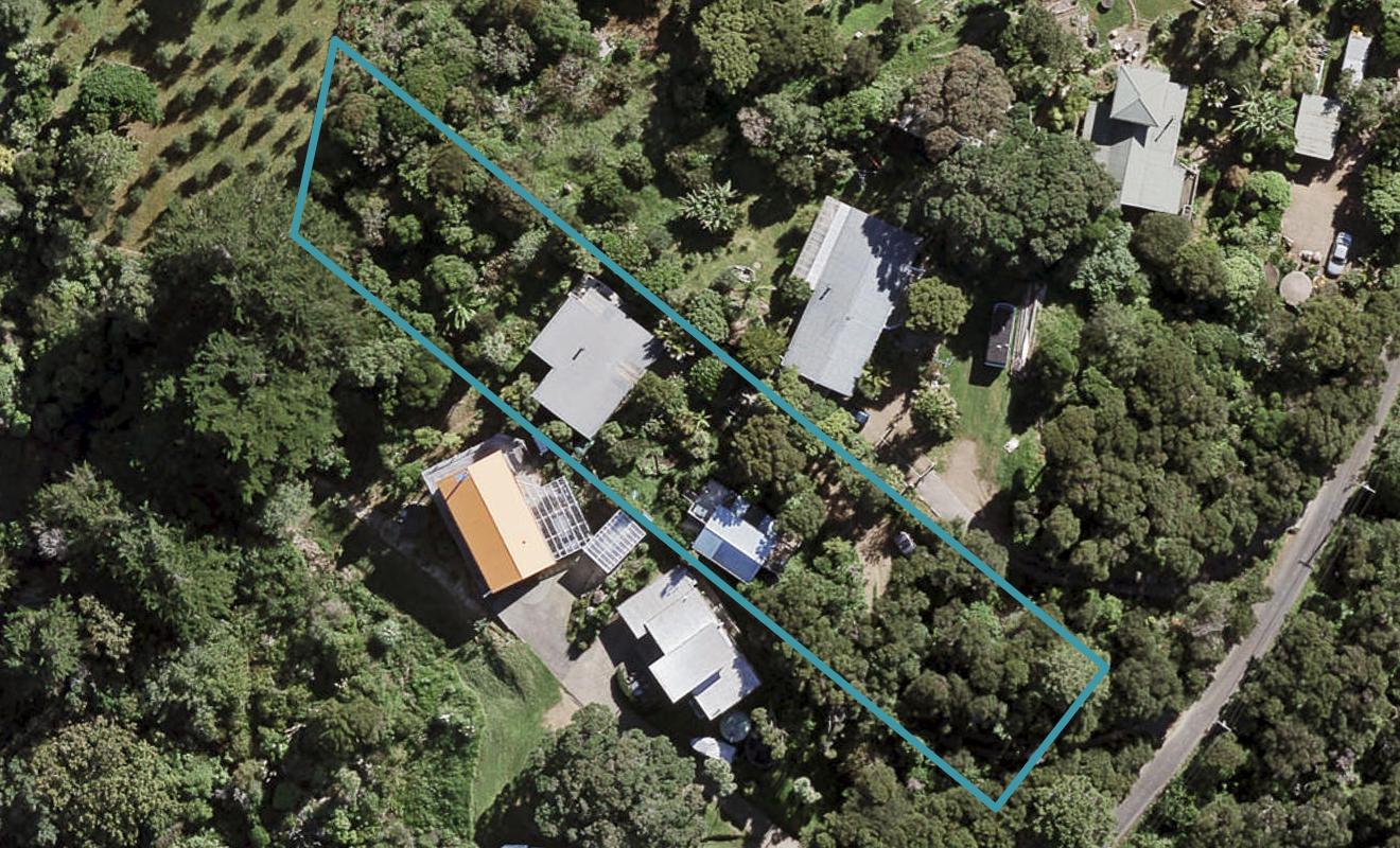 31 Albert Crescent, Ostend, Waiheke Island - Carousel 1