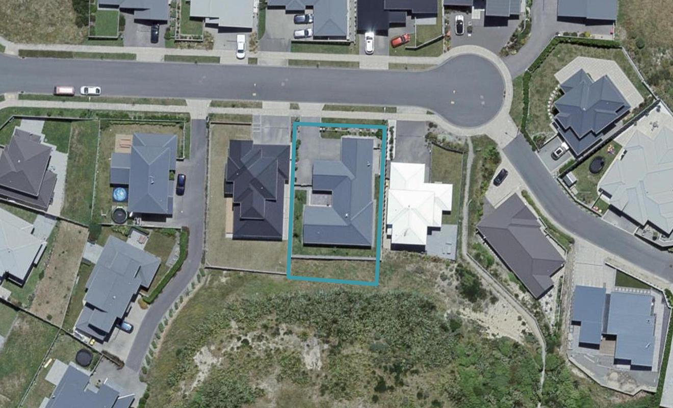 12 Foxham Terrace, Churton Park, Wellington - Carousel 1