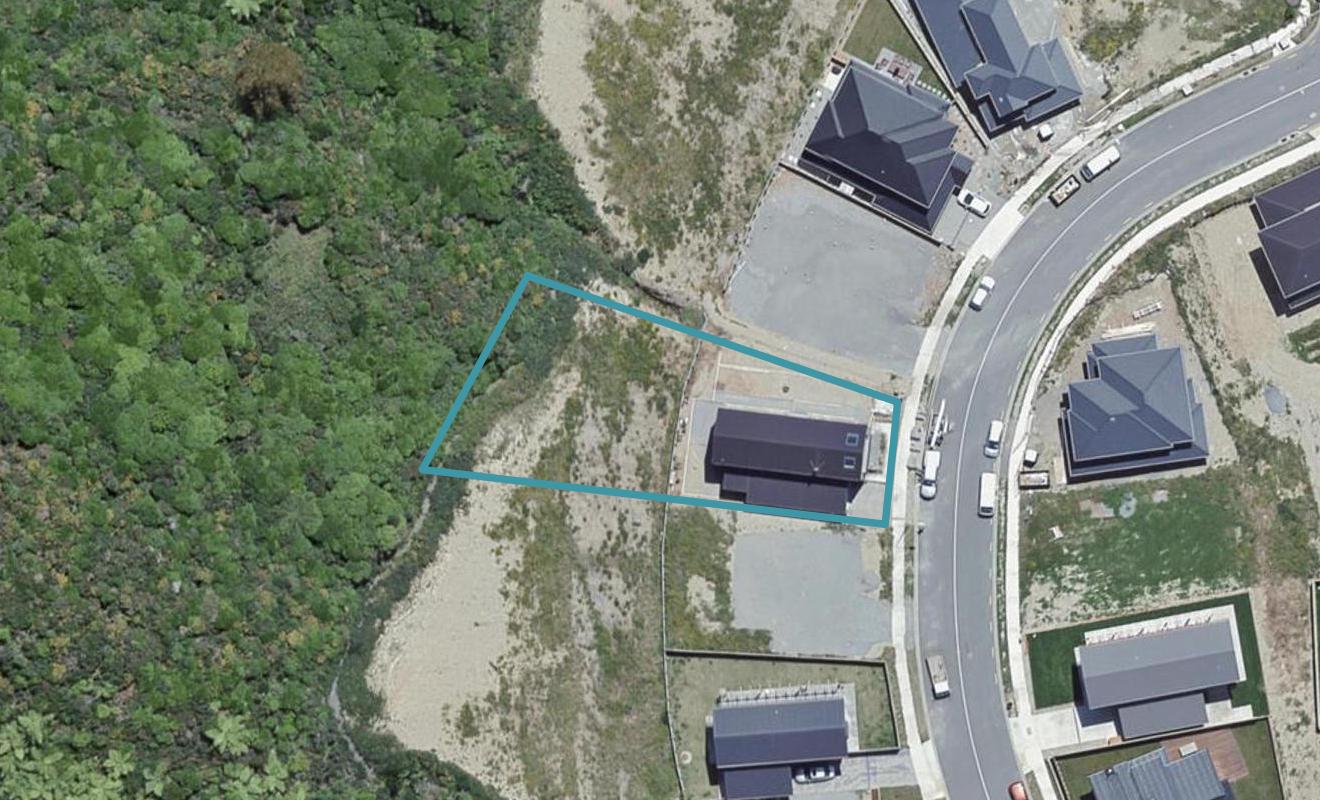 14 Porokaiwhiri Street, Crofton Downs, Wellington - Carousel 1