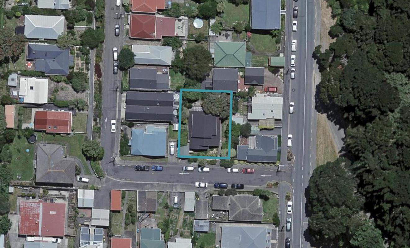 53 Edinburgh Terrace, Berhampore, Wellington - Carousel 1