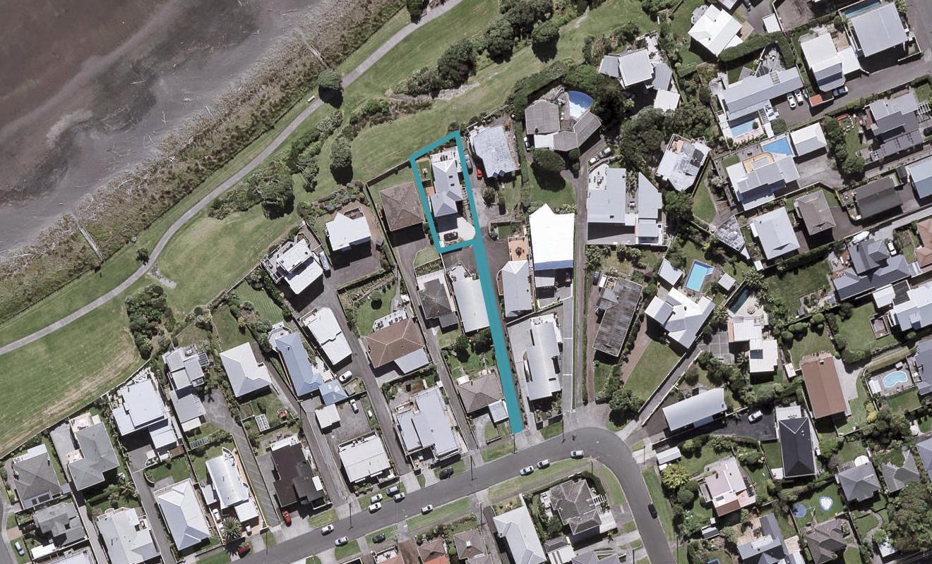 27C Hamblyn Street, Strandon, New Plymouth - Carousel 1