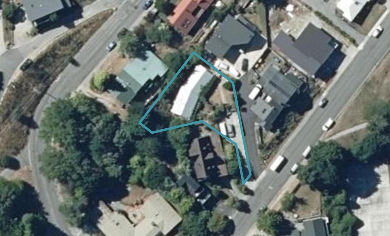 8B Williams Street, Sunshine Bay, Queenstown - Carousel 1