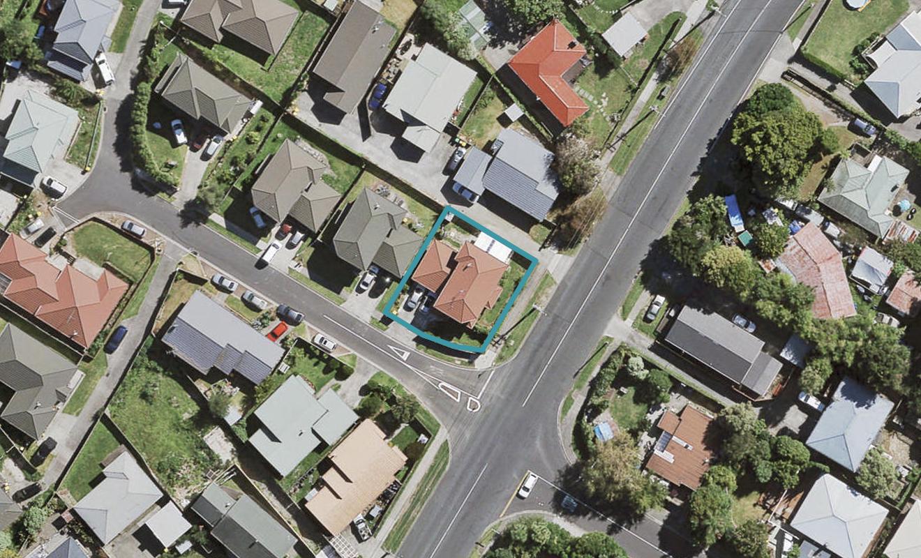 1 Ali Place, Ranui, Auckland - Carousel 1