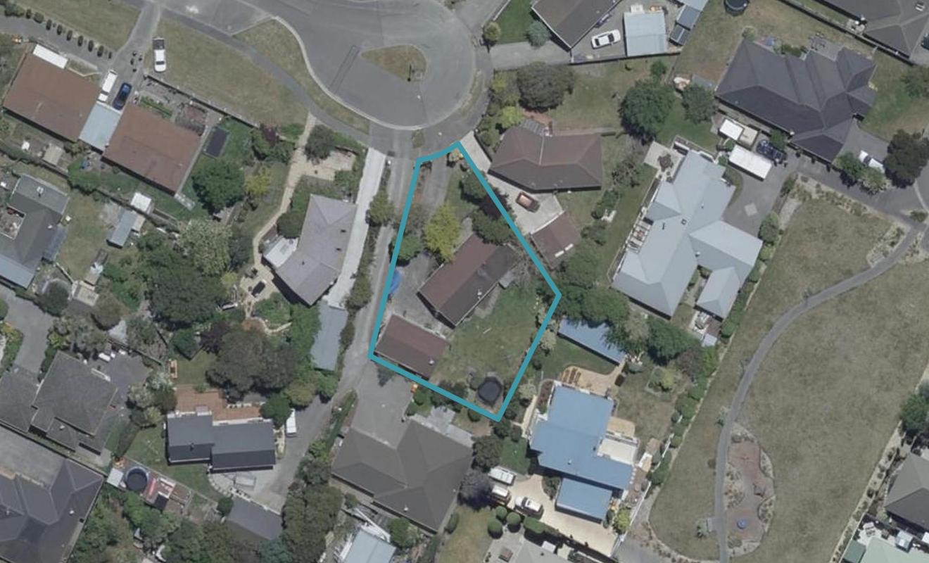 8 Arosa Place, Parklands, Christchurch - Carousel 1