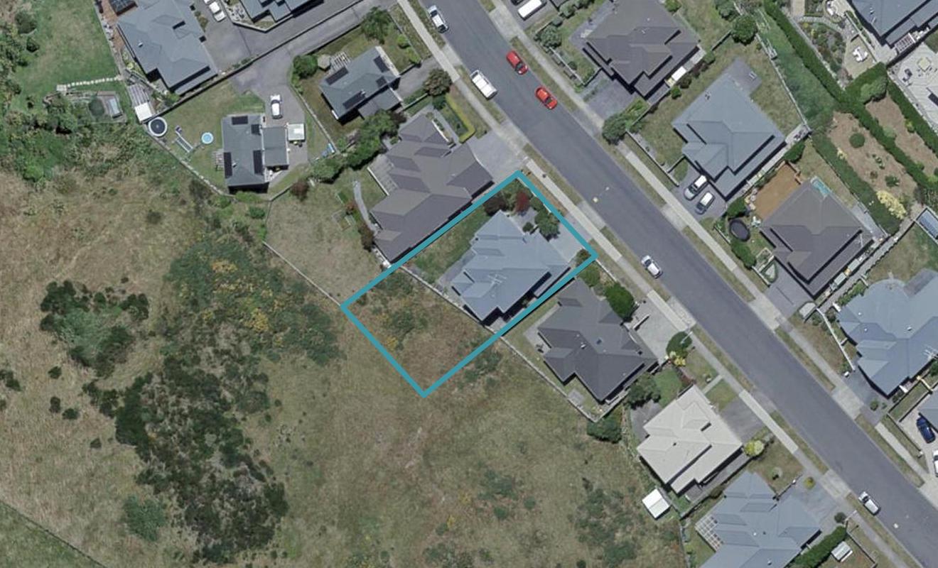 74 Erlestoke Crescent, Churton Park, Wellington - Carousel 1