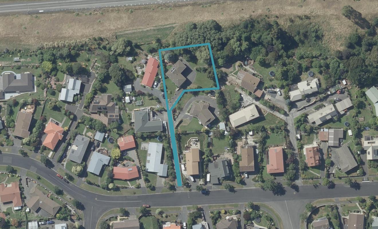 55 Walton Park Avenue, Fairfield, Dunedin - Carousel 1