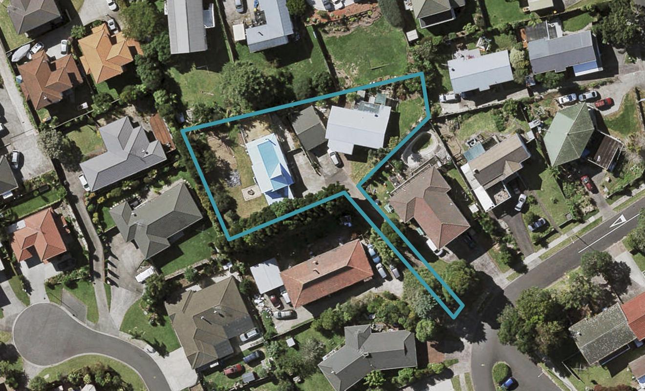 2/7 Banksia Place, Goodwood Heights, Auckland - Carousel 1