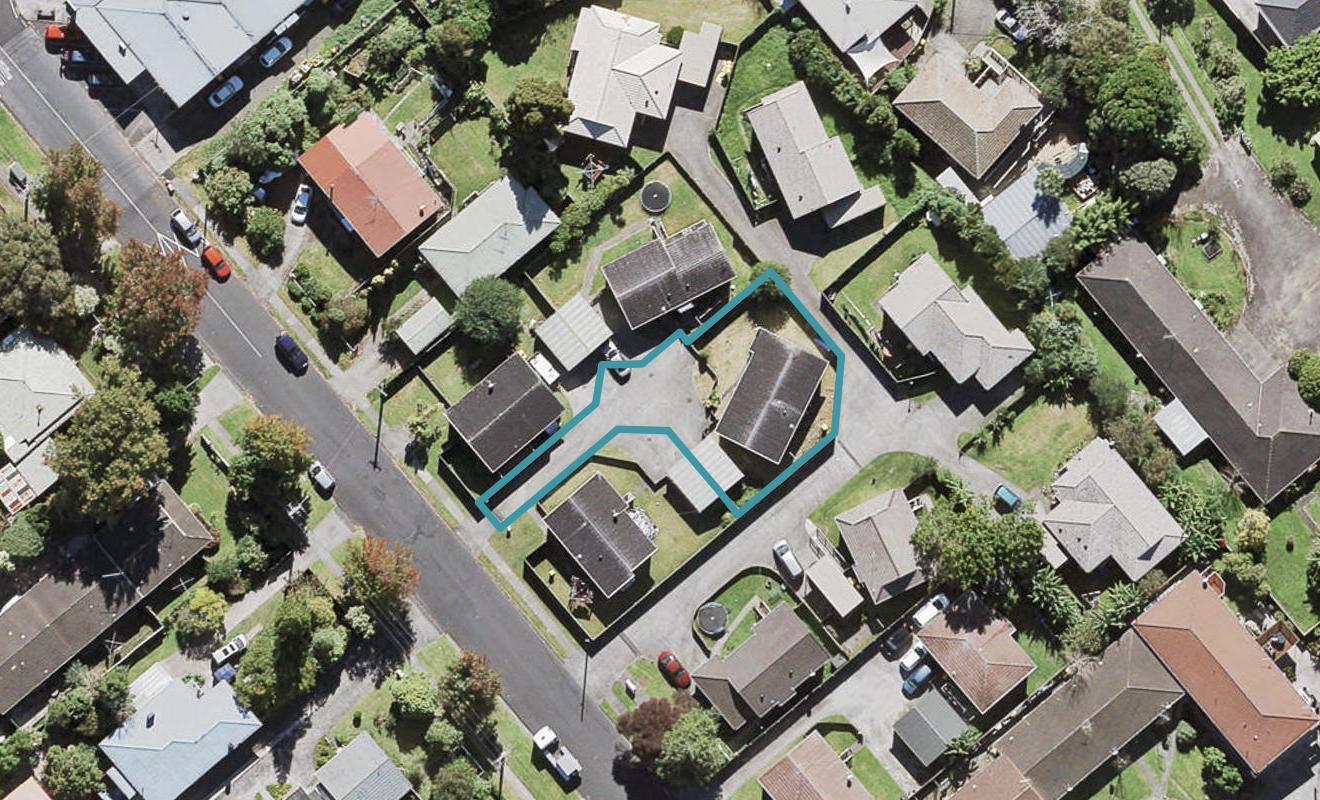 8A Willerton Avenue, New Lynn, Auckland - Carousel 1