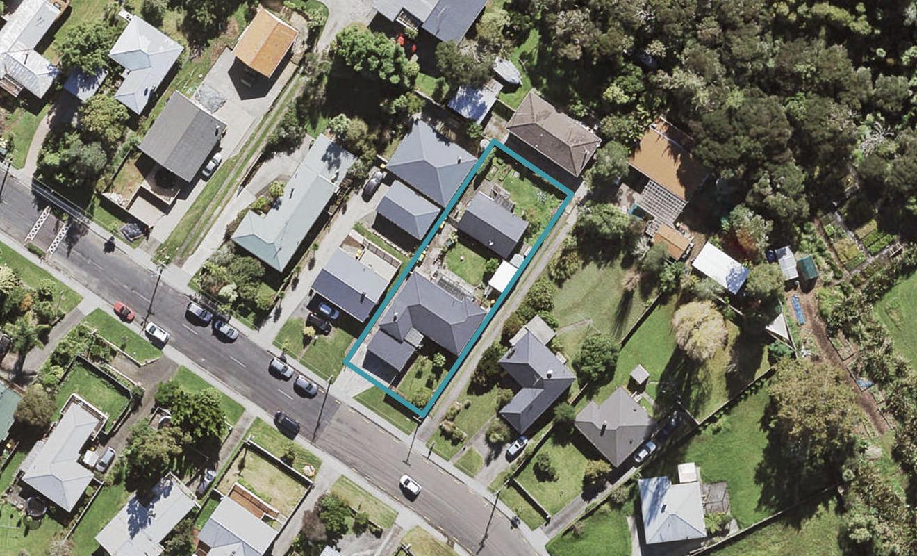 21 Lauderdale Road, Birkdale, Auckland - Carousel 1