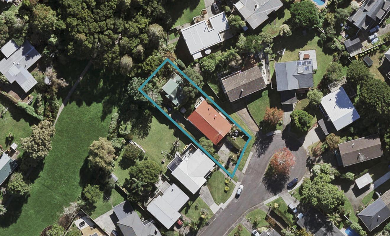 2/12 Munstead Place, Hillcrest, Auckland - Carousel 1