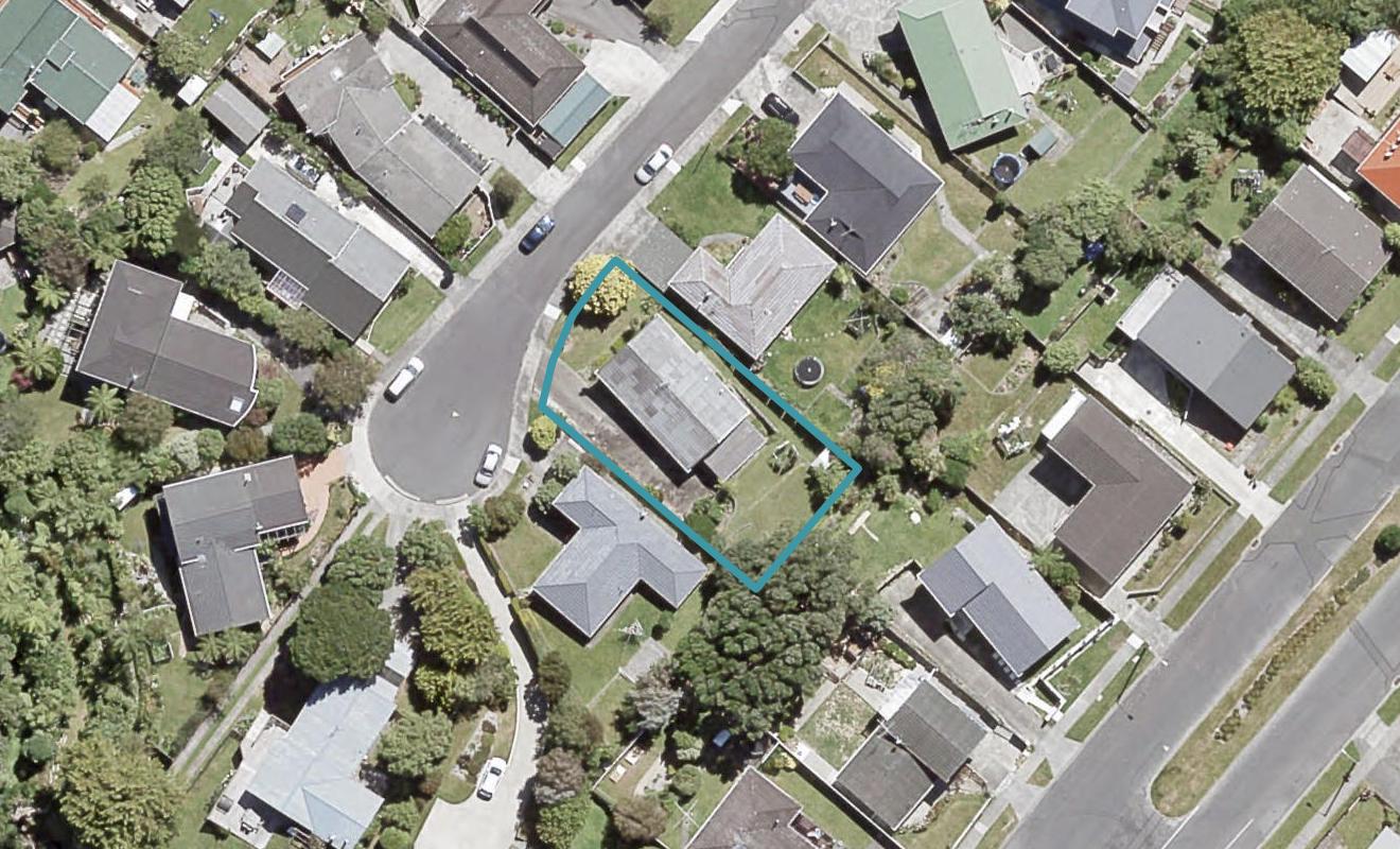 16 Timaru Grove, Kelson, Lower Hutt - Carousel 1