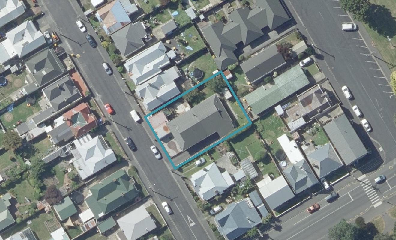 75B Loyalty Street, Forbury, Dunedin - Carousel 1