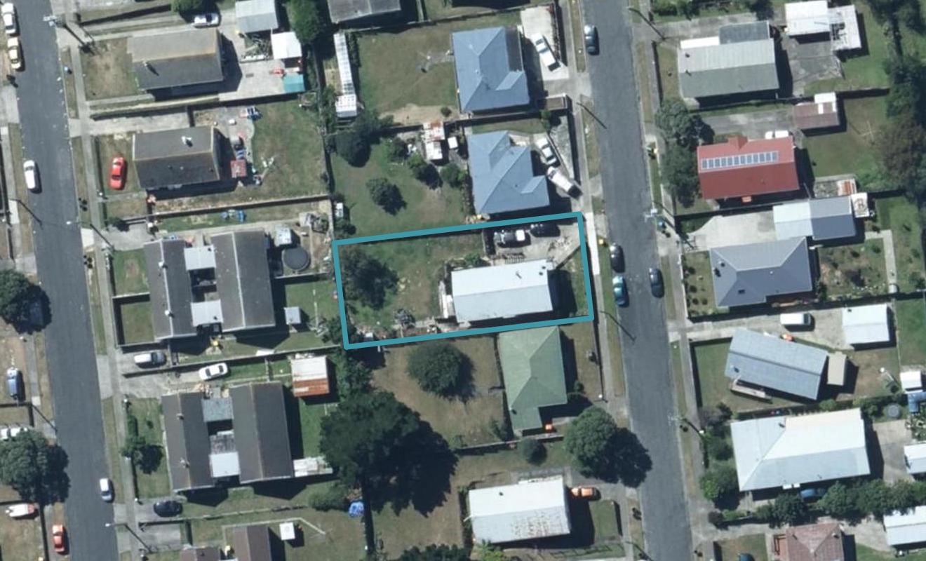 30 Levant Street, Cannons Creek, Porirua - Carousel 1
