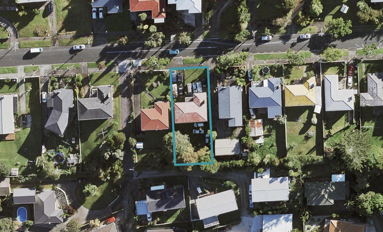 48 Mary Dreaver Street, New Windsor, Auckland - Carousel 1