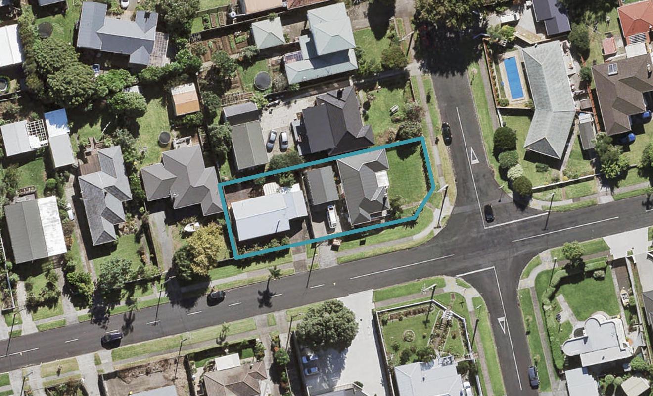 2/34 Scott Avenue, Mangere Bridge, Manukau - Carousel 1