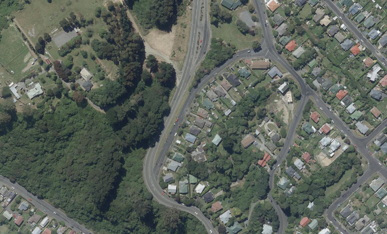 176 Pine Hill Road, Dalmore, Dunedin - Carousel 1