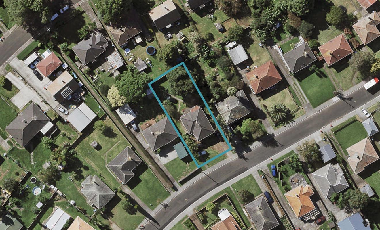 13 Tunis Road, Panmure, Auckland - Carousel 1