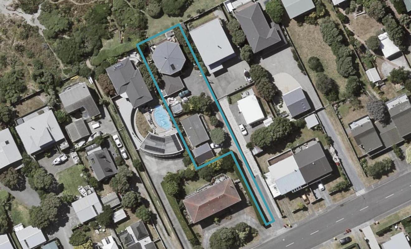 231 Manly Street, Paraparaumu Beach, Paraparaumu - Carousel 1