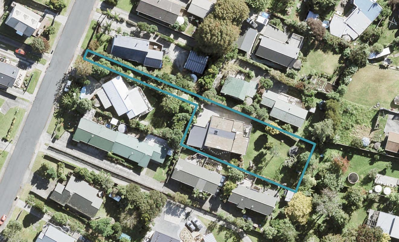 19 Dobell Road, Stanmore Bay, Whangaparaoa - Carousel 1