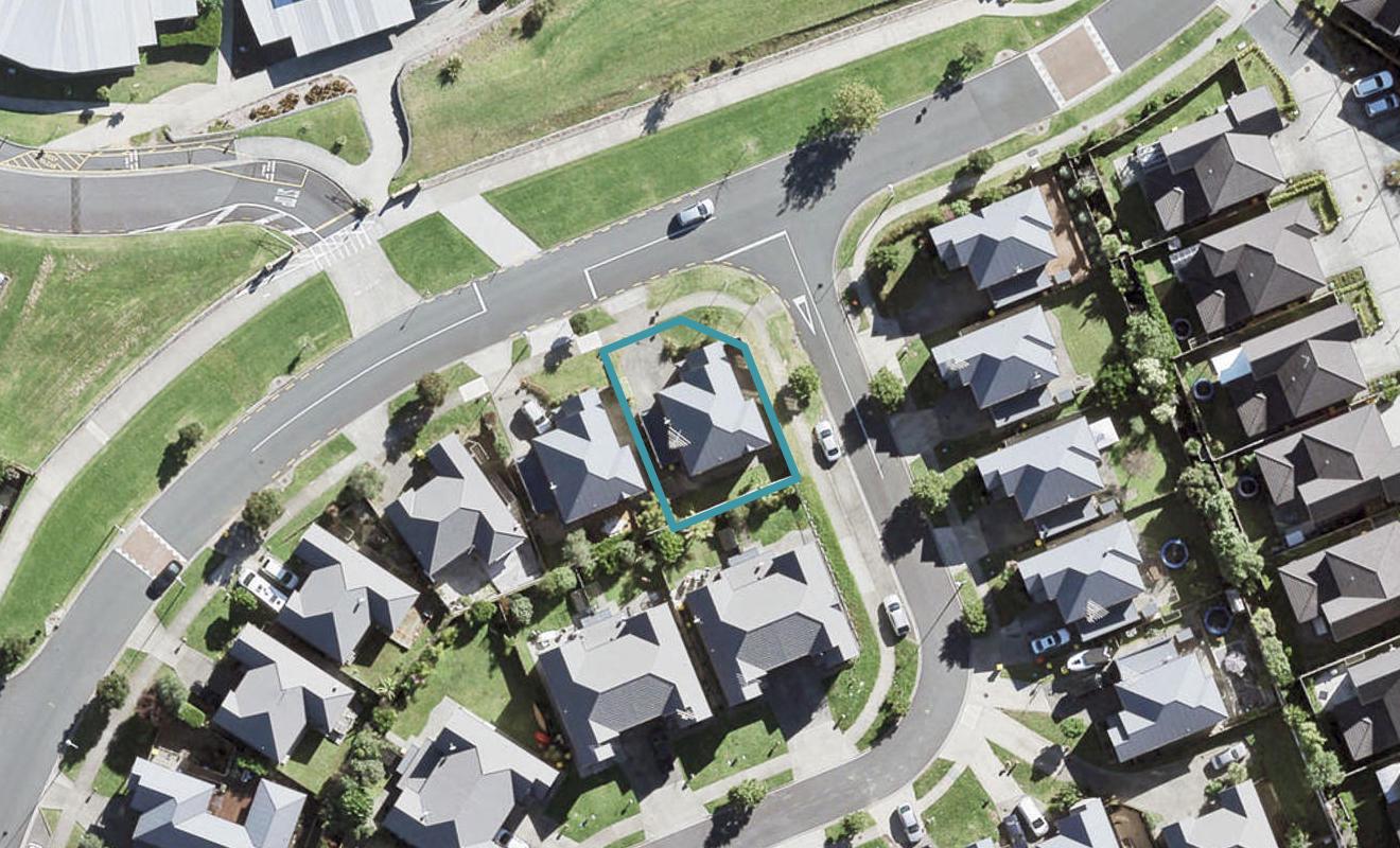 78 Fields Parade, Oteha, Auckland - Carousel 1