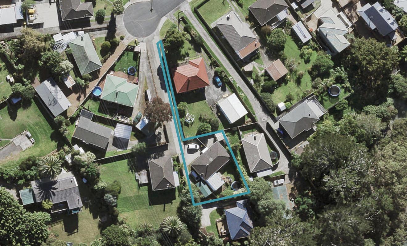 20 Bedford Street, Te Atatu South, Auckland - Carousel 1