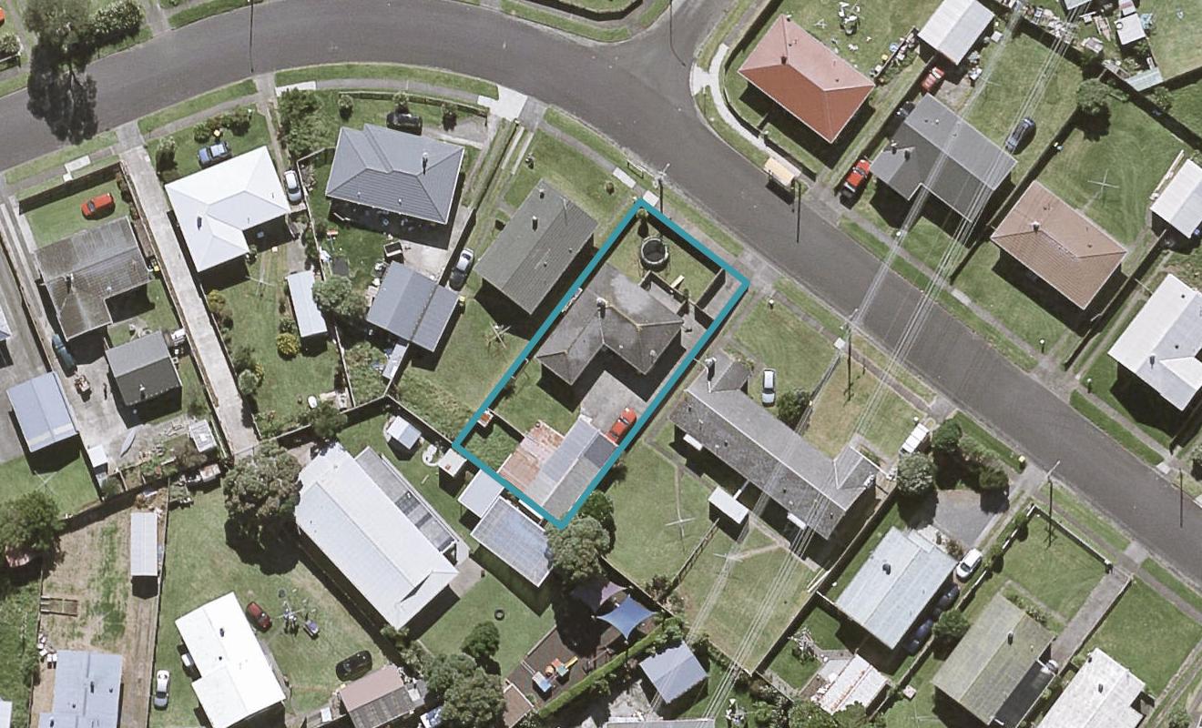 31 Marama Crescent, Spotswood, New Plymouth - Carousel 1