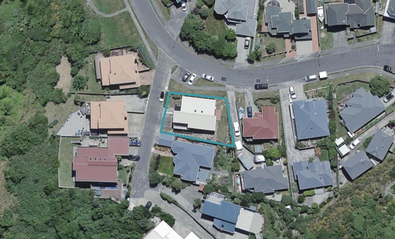 20 Domanski Crescent, Owhiro Bay, Wellington - Carousel 1