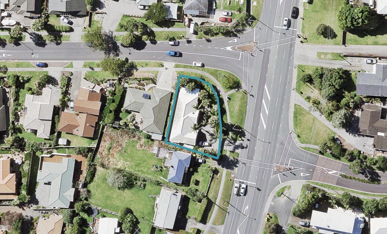2 Ponderosa Drive, Oteha, Auckland - Carousel 1