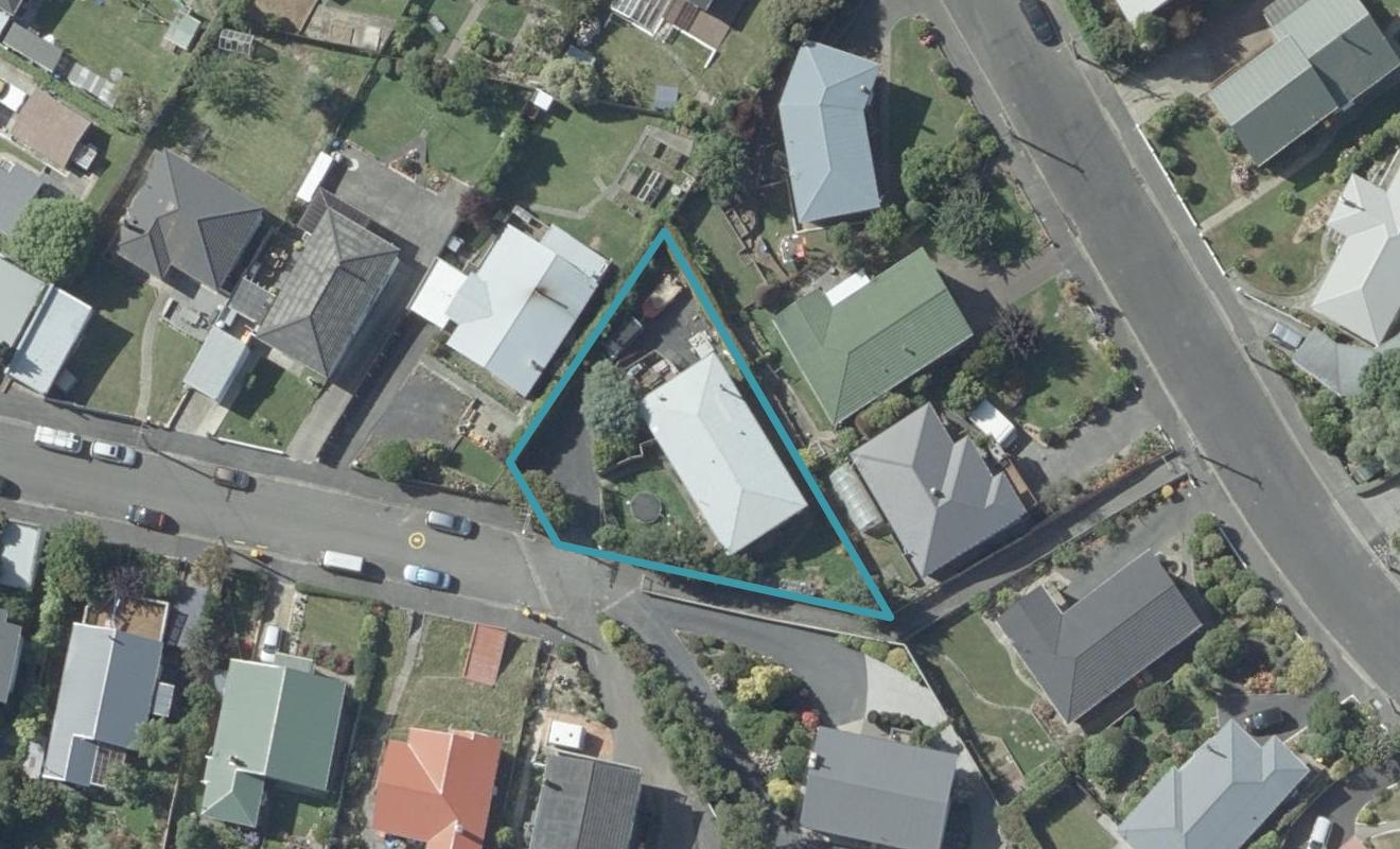 11 Traquair Street, Corstorphine, Dunedin - Carousel 1